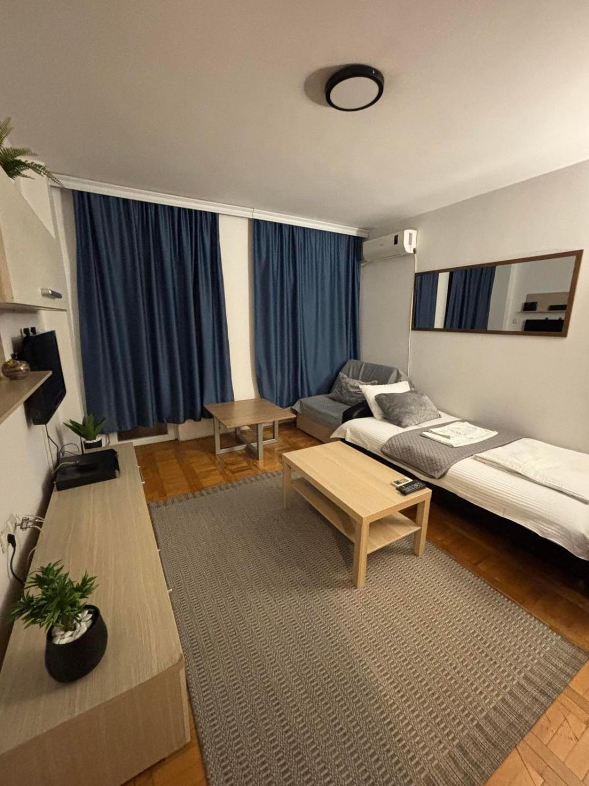 4 Rooms Apartments Nisz Zewnętrze zdjęcie
